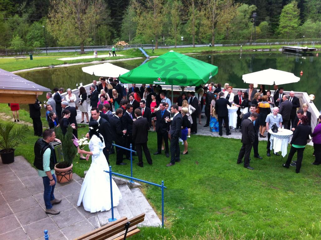 Seegasthof Breineder - Familien & Seminarhotel Monichwald 외부 사진